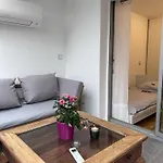 Expo Cosy Appt T5 Avec Jardin Apartamento *